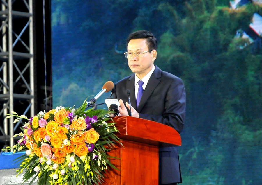 Chủ tịch UBND tỉnh Hà Giang Nguyễn Văn Sơn phát biểu tại lễ khai mạc